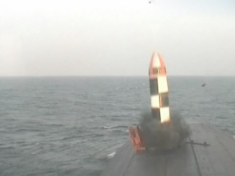 Tên lửa Bulava (tiếng Nga: Булава, nghĩa là cái chuỳ) là một tên lửa đạn đạo phóng từ tàu ngầm đang được phát triển để trang bị cho Hải quân Nga.